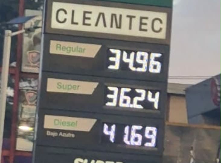 El precio de los combustibles a la baja.
