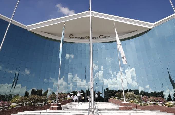 El edificio de la Contraloría General de Cuentas.