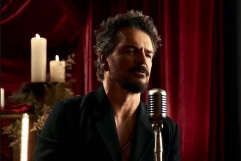 Ricardo Arjona.