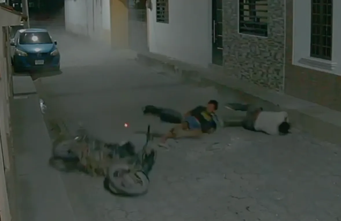 Así quedaron en el suelo.