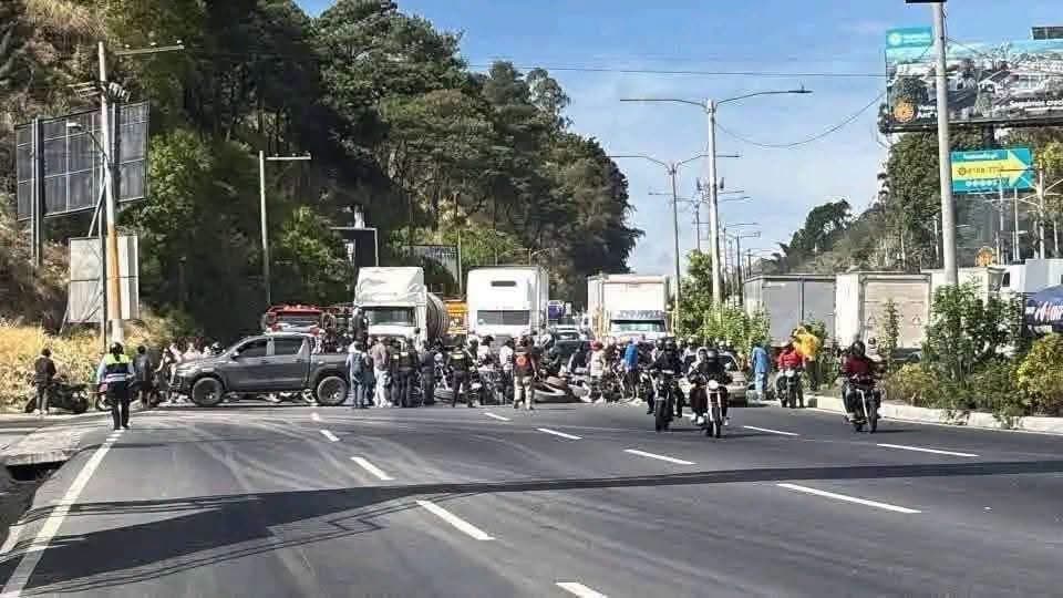 Los bloqueos siguen por los altos costos del