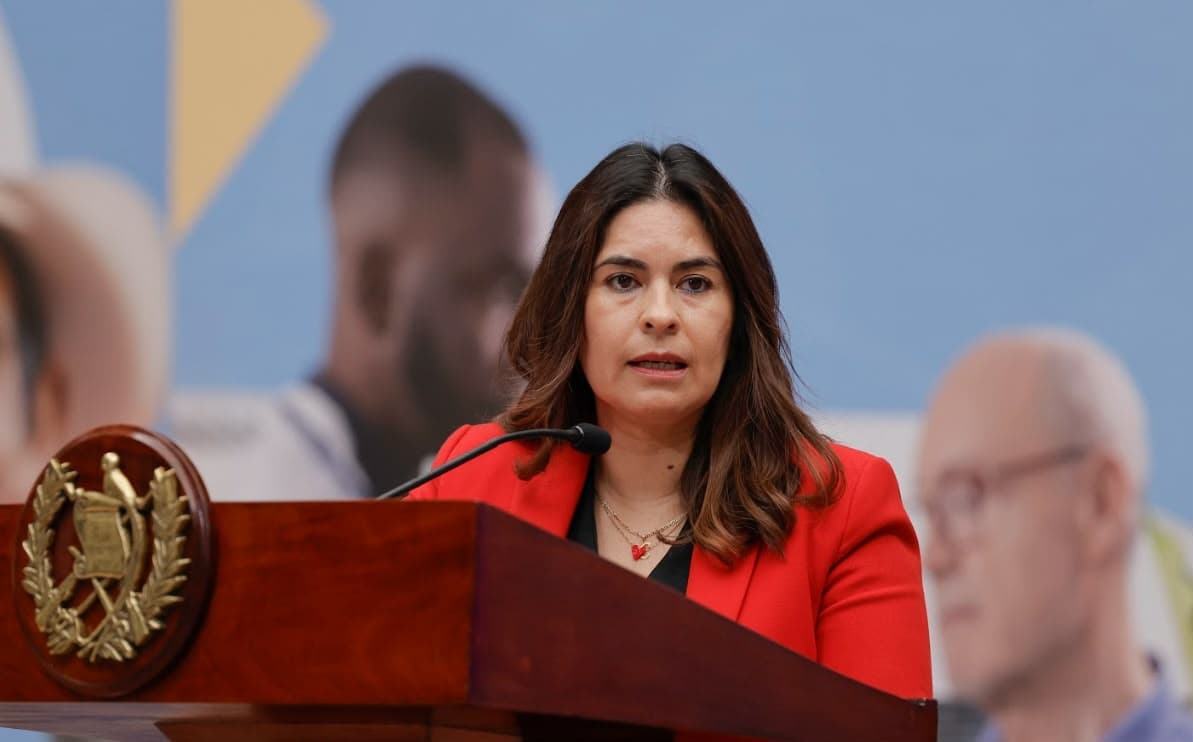 Exministra