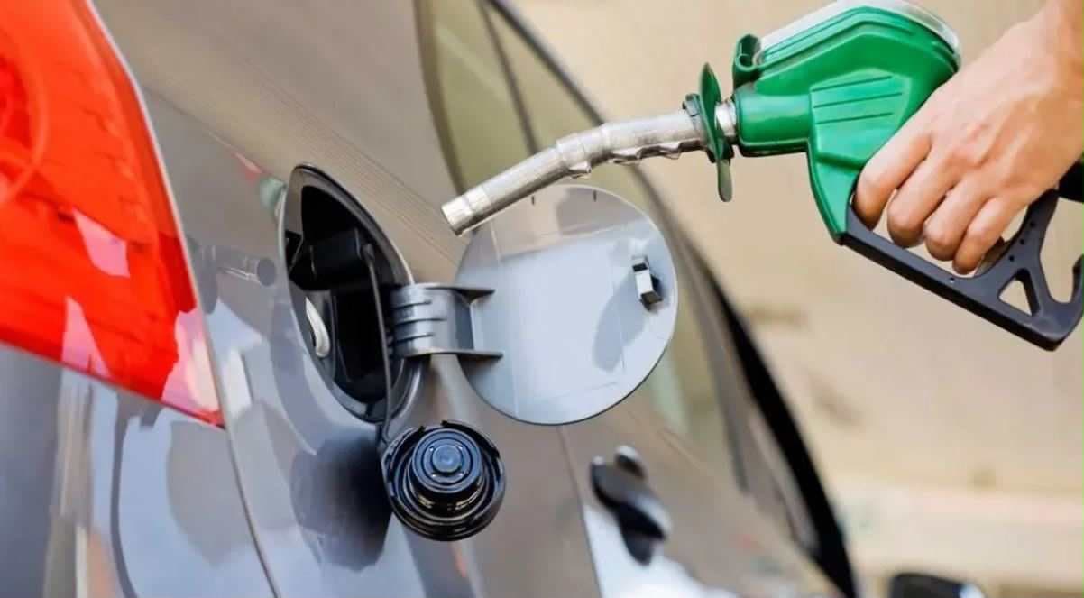 Alza en los precios de los combustibles.