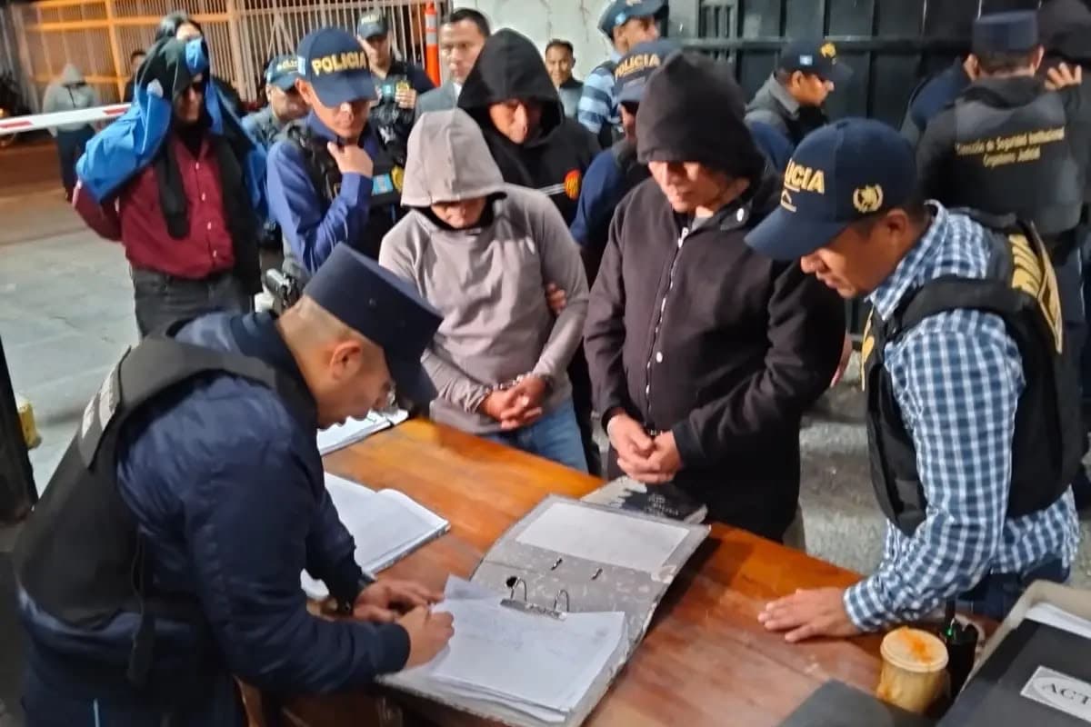 7 capturas dejó por el caso Foppa.
